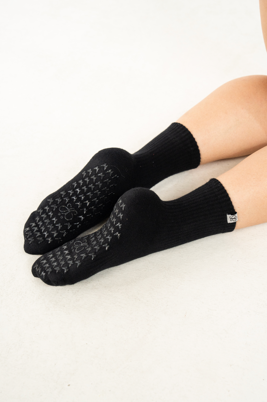 [RESTOCKED] Black Swallowtail